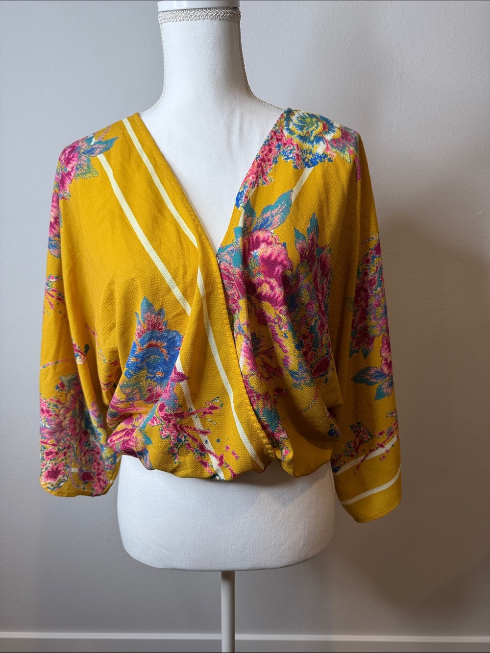 Flying Tomato Mustard Yellow Floral Surplice Blouse Size Medium